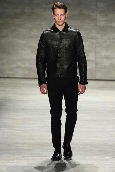 Todd Snyder desfile de moda durante Mercedes-Benz Fashion Week — Fotografia de Stock