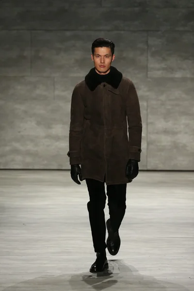 Todd Snyder desfile de moda durante Mercedes-Benz Fashion Week — Fotografia de Stock