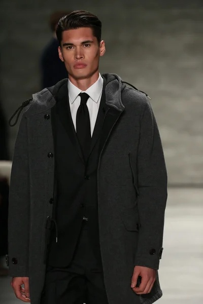 Todd Snyder modevisning under Mercedes-Benz Fashion Week — Stockfoto