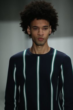 Lacoste defile