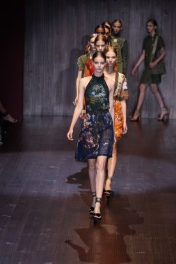 Gucci gösterisi olarak Milano Moda Haftası