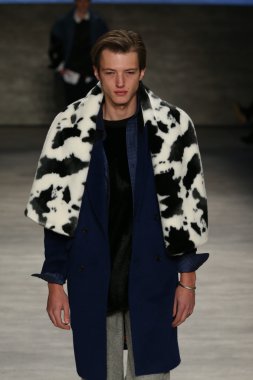 Kavram Kore gösteri