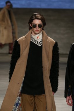 Kavram Kore gösteri