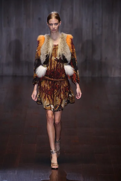 Show de Gucci como parte da Milan Fashion Week — Fotografia de Stock