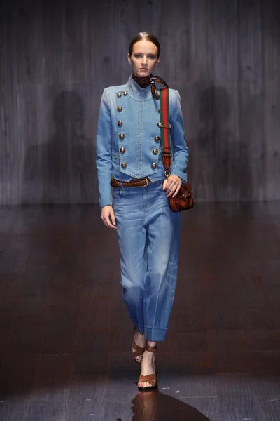 Gucci show as a part of Milan Fashion Week — Stock Photo, Image