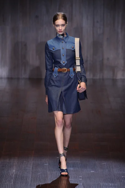 Gucci Ukázat jako součást Milan Fashion Week — Stock fotografie