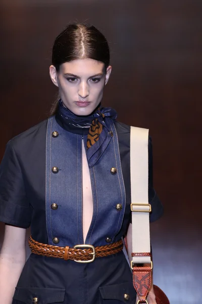 Gucci gösterisi olarak Milano Moda Haftası — Stok fotoğraf