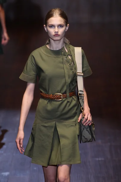 Acara Gucci sebagai bagian dari Milan Fashion Week — Stok Foto