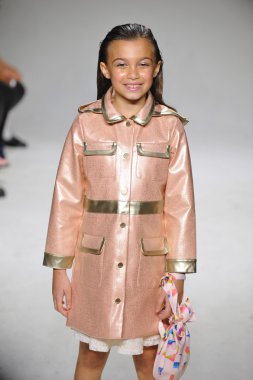 Petiteparade çocuklar moda haftası, yağ ve su önizleme