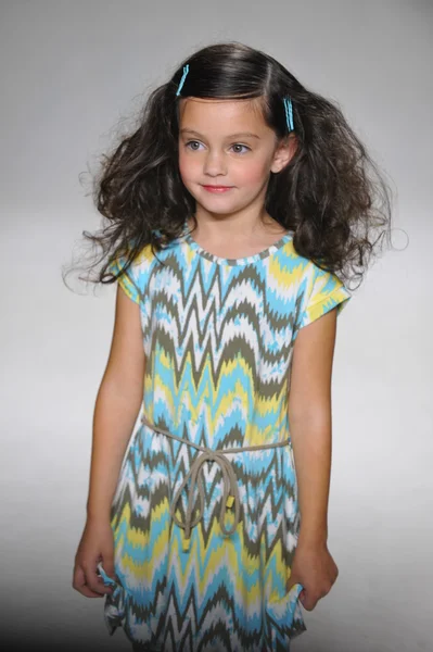 Preview at petitePARADE Kids Fashion Week — Stock Photo, Image