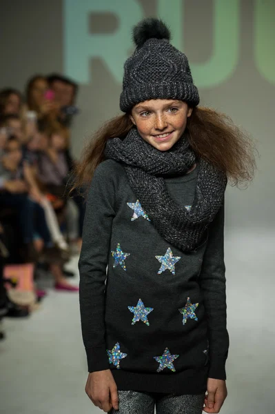 Petiteparade Kids Fashion Week, Ruum önizleme — Stok fotoğraf