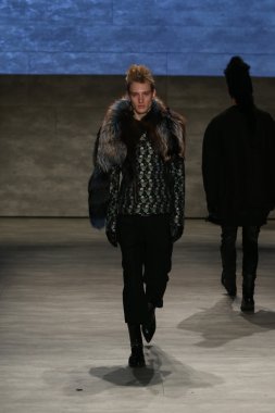 Kavram Kore gösteri