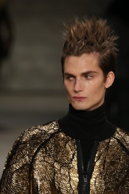 Kavram Kore gösteri