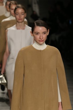 Kavram Kore gösteri