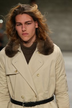 Sergio Davila defile