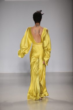 Mikhailovna'ya Bot koleksiyonu