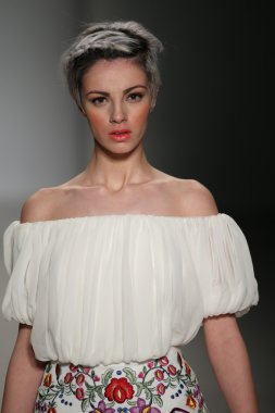 Mikhailovna'ya Bot koleksiyonu