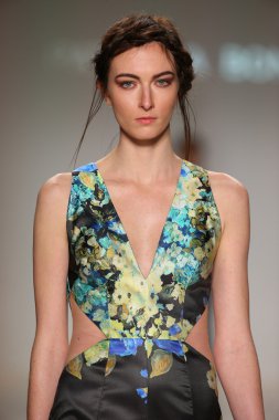 Patricia Bonaldi, New York Life defile