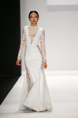 Walter Mendez tasarımı sanat kalpler moda göstermek