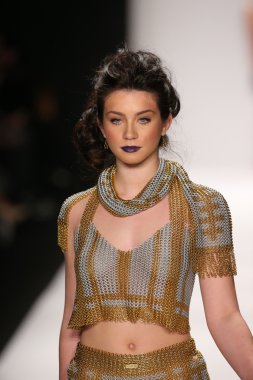 Li Jon heykel Couture Tasarım sanat kalpler moda göstermek