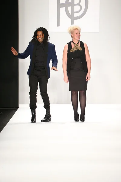 Designers walk the runway in a House of Byfield design — Stock Photo, Image