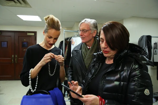 Sahne arkasında B Michael Amerika defilede