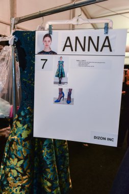 nicole miller defile