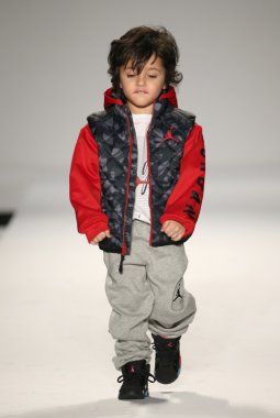 Nike Levi's çocuklar defile