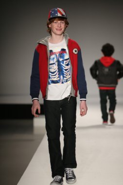 Nike Levi's çocuklar defile