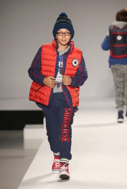 Nike Levi's çocuklar defile