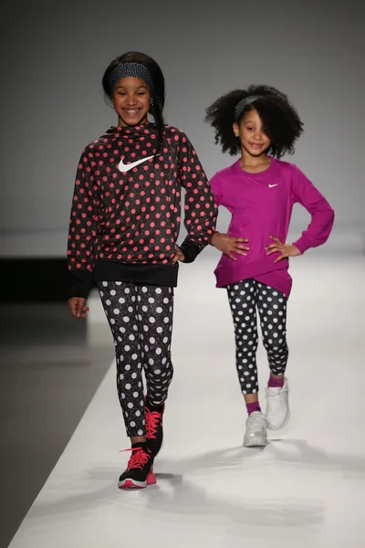 Nike Levi 's Kids fashion show — стоковое фото