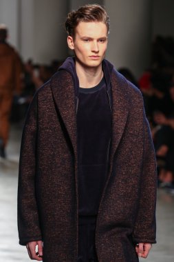 Perry Ellis sonbahar 2015