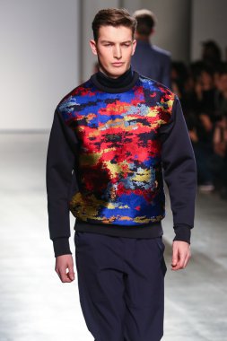 Perry Ellis sonbahar 2015