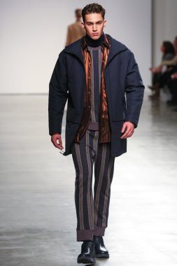 Perry Ellis sonbahar 2015