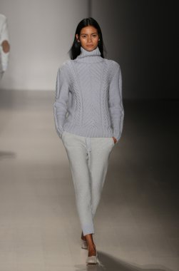 Orley moda gösterisi sırasında Mbfw sonbahar 2015