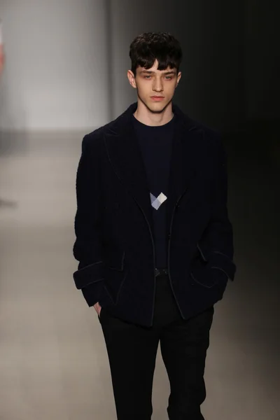 Επίδειξη μόδας Orley κατά τη διάρκεια του 2015 Mbfw πτώση — Φωτογραφία Αρχείου