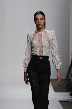 Zimmermann defile
