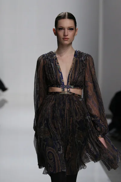 Zimmermann desfile de moda — Fotografia de Stock