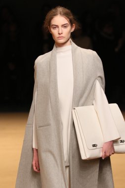 Sally Lapointe'ye defile
