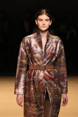 Sally Lapointe'ye defile