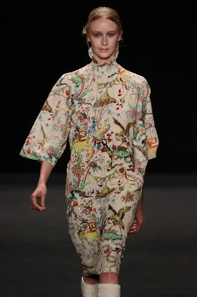 Vivienne Tam moda defilesi