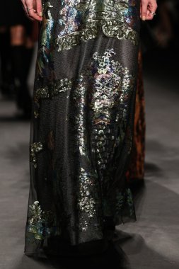 Vivienne Tam moda defilesi