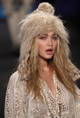 Anna Sui defile