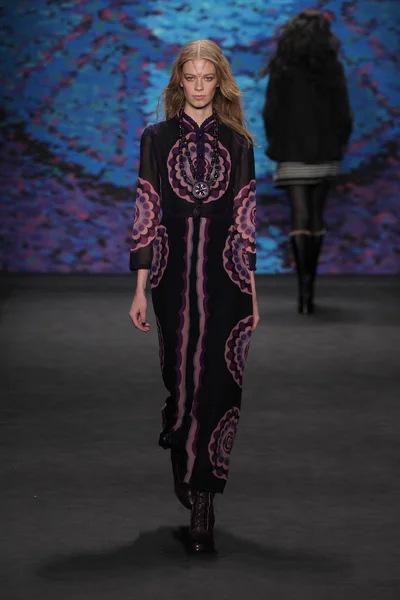 Anna Sui desfile de moda — Foto de Stock