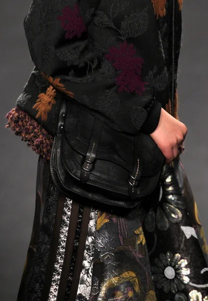 Anna Sui modeshow — Stockfoto