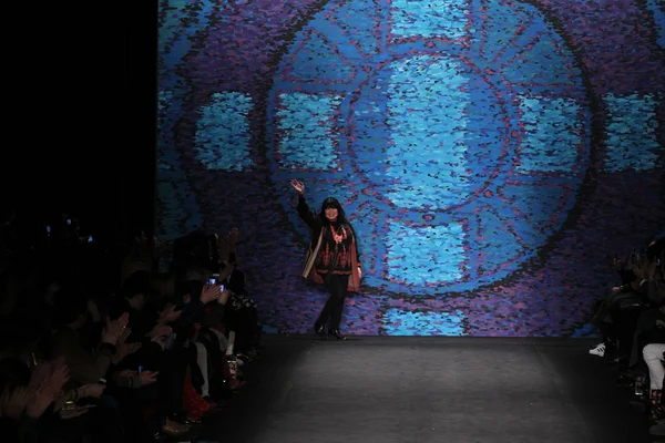 Anna Sui desfile de moda — Foto de Stock