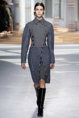 Patron kadın moda defilesi