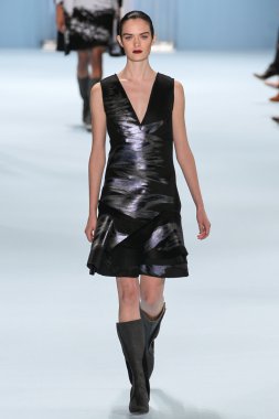 Carolina Herrera Güz 2015 koleksiyonu