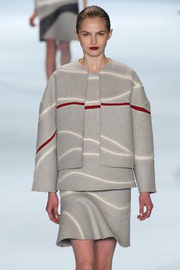 Carolina Herrera Güz 2015 koleksiyonu