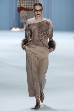 Carolina Herrera Güz 2015 koleksiyonu